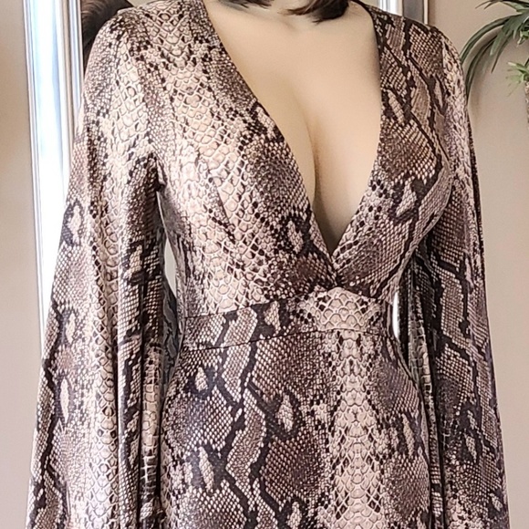 PYTHON BELL SLEEVE JUMPSUIT - Picture 10 of 14